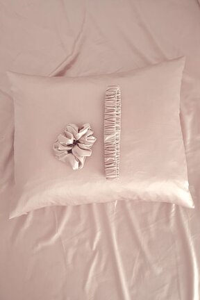 Puder-roze-jast-gum-traka-22-moma.jpg
