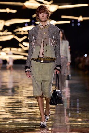 Chanel S27 014.jpg