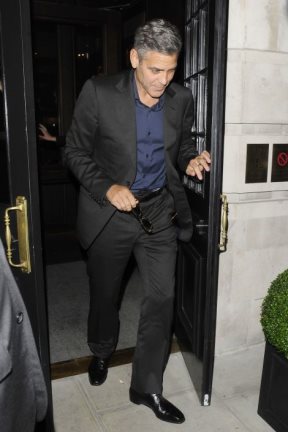 George Clooney: Večera sa seksi britanskom pravnicom