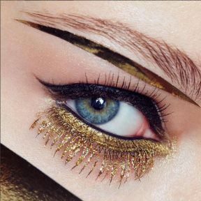 Ideje za novogodišnji look: Kako da našminkate oči