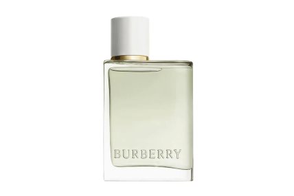 Novi Burberry Her parfem podiže raspoloženje svežim voćnim i cvetnim notama.