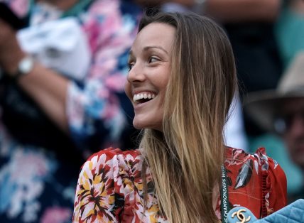 Kimono Jelene Đoković preti da postane hit modni komad za leto 2022.