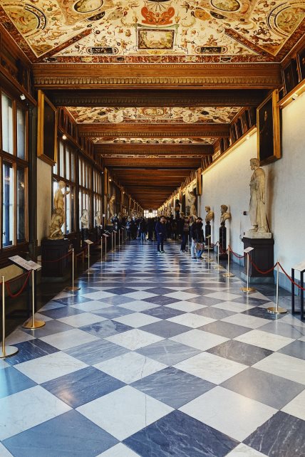 galeriju Uffizi u Firenci.