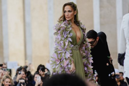 Novi album i biografski film Jennifer Lopez izlaze u februaru 2024.