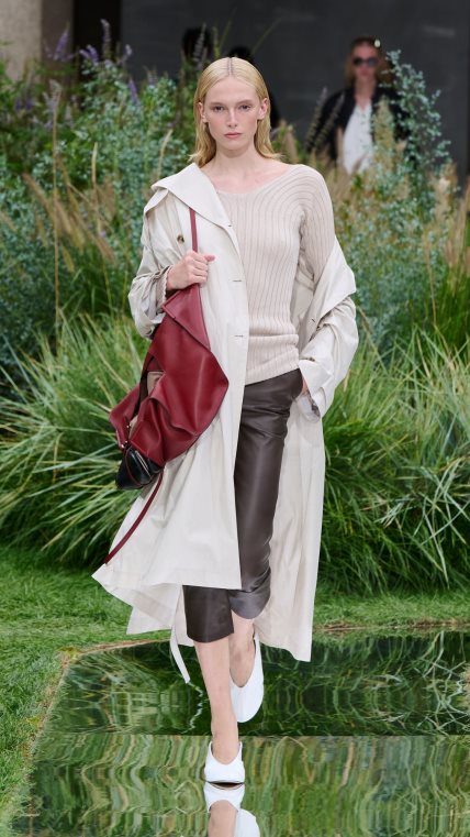 BOSS_SHOW_SPRING_SUMMER_2025_MILAN_9X16_Look_34__image-mid-res.jpeg