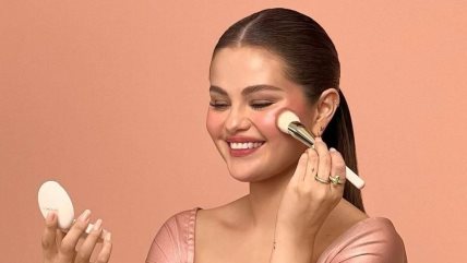 Selena Gomez nanosi rumenilo u kamenu