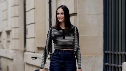 devojka i njen street style u Parizu