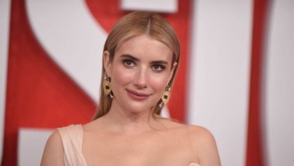 Emma Roberts na  CMT Music Awards 2024.