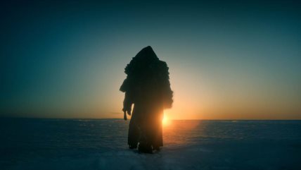 Jacob Elordi u ulozi The Creature u Netflixovom filmu Frankenstein (2025).