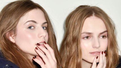 Tanya Taylor revija, dva modela