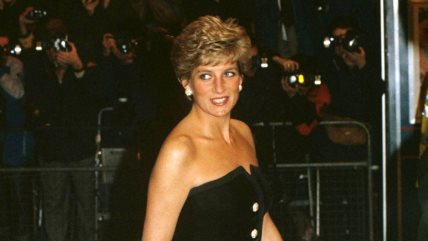 Diana princeza u crnoj haljini