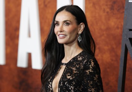 Demi Moore u kombinezenou od čipke na premijeri druge sezone serije Landman u Njujorku.