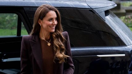 Princeza od Walesa sa Cartier Trinity minđušama - ultimativni aksesoar za 2026. godinu.