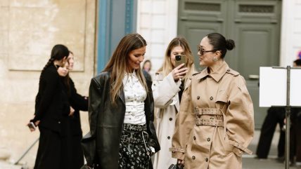 tri devojke u Parizu