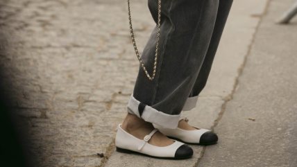 Krupan karad na cap-toe baletanke.