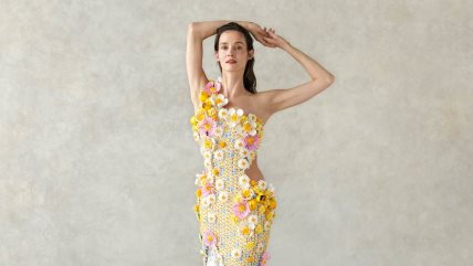 LEGO_ruha_by Nora Sarman_ELLE_1 (1).jpg