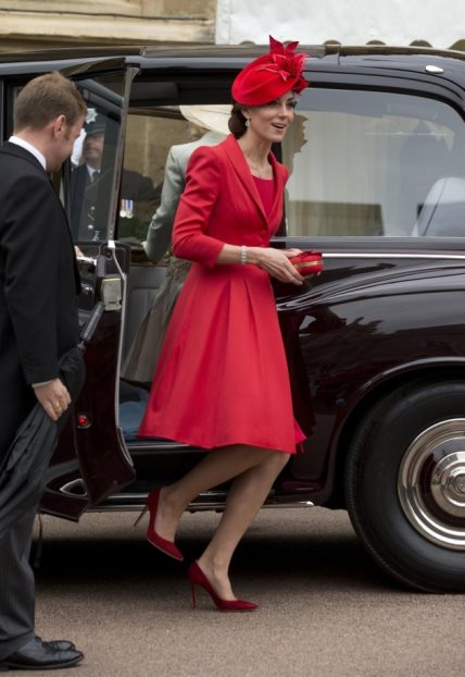 Jednostavna i prefinjena: Dve elegantne i sofisticirane kombinacije Kate Middleton