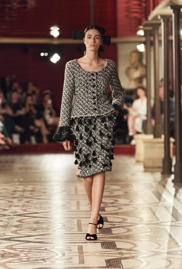 chanel_look-002-fw-2024-25-hc-LD.jpg