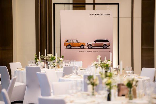 LiveProduction14LandRoverSTRegisTotal-0890.jpg