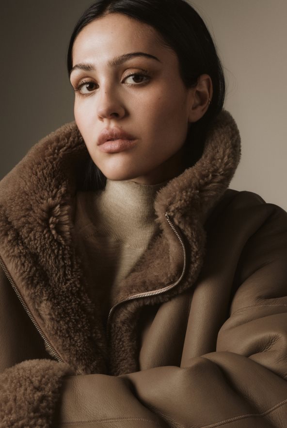 “Be the Next” BOSS: Aaron Pierre i Ishaan Khatter nova lica kampanje za jesen/zimu 2025.