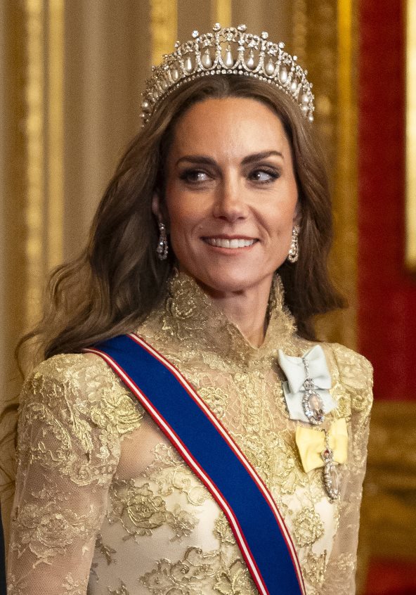 Kate Middleton u haljini od čipke