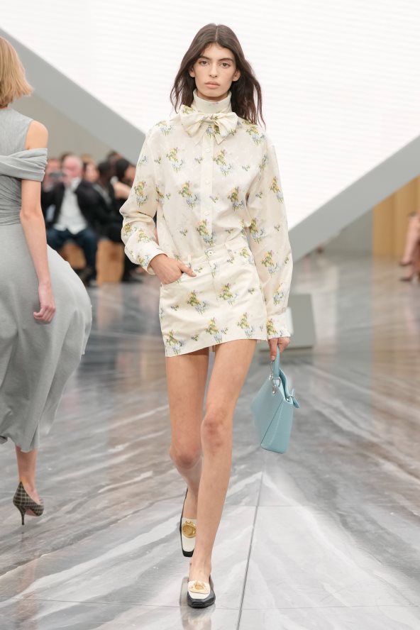 Christian Dior S26 031.jpg