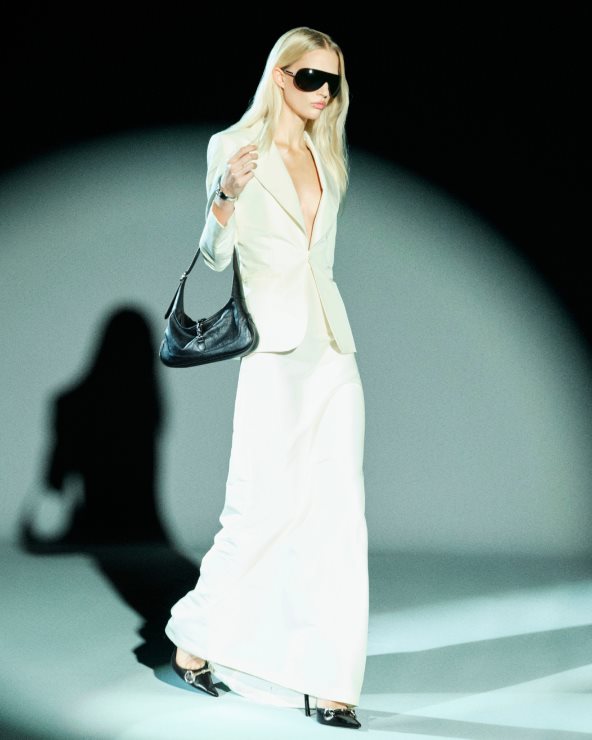 Gucci PreFall PO F26 005.jpg