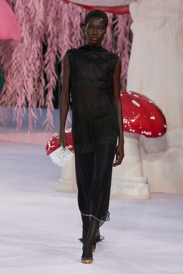 Chanel HC S26 013.jpg