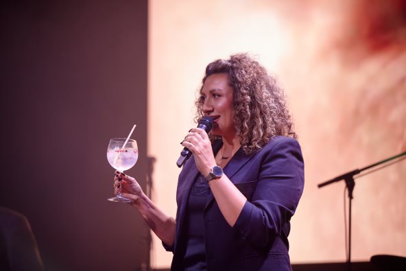 Ivona Marinković - Maybelline.jpg