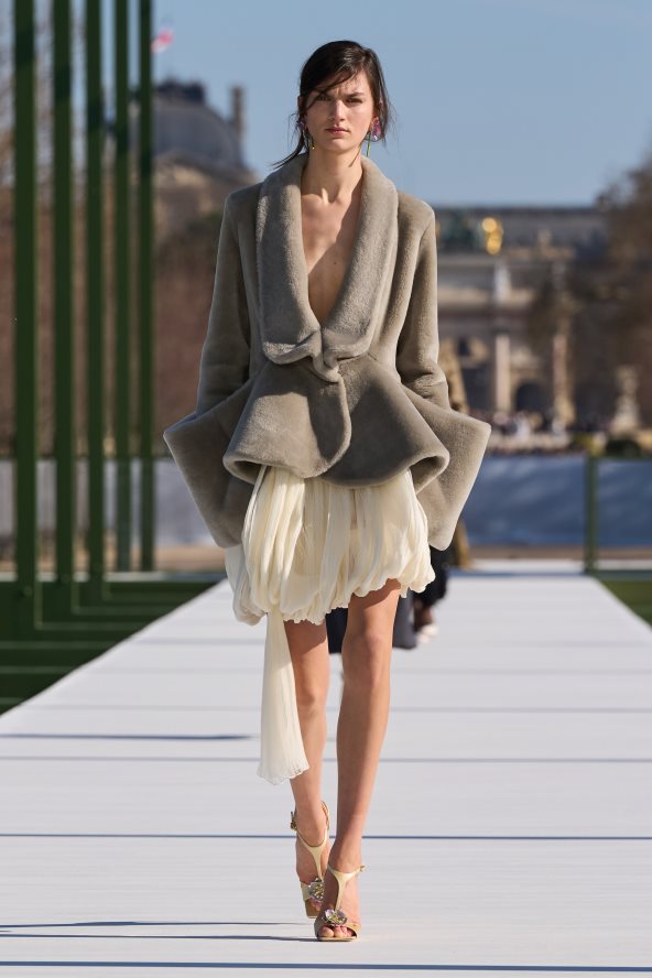 Christian Dior F26 018.jpg