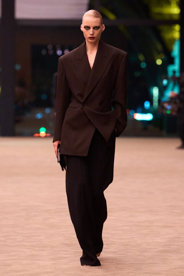 Saint Laurent F26 005.jpg