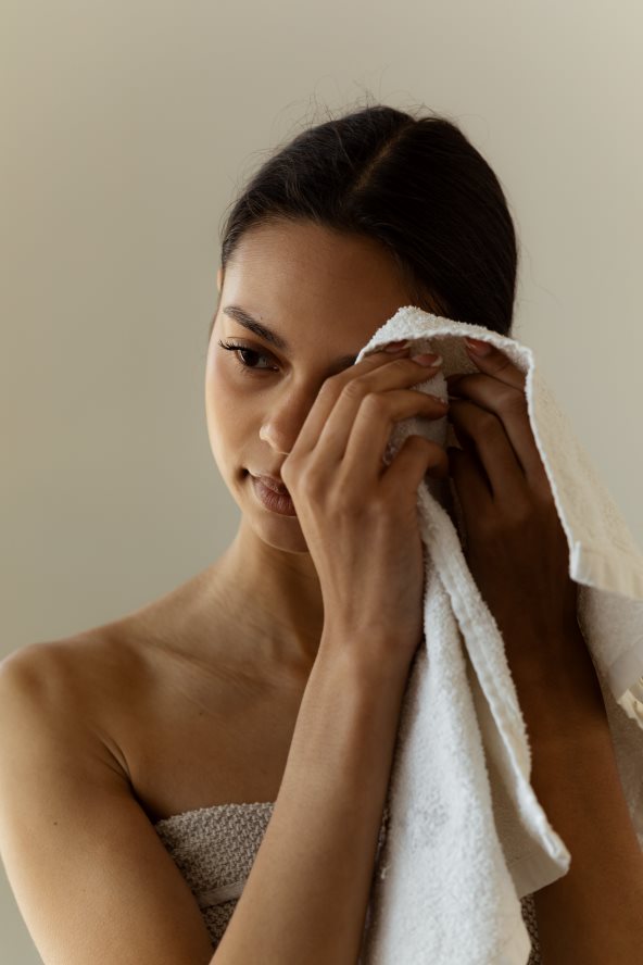 kaboompics_botox-fillers-facial-treatments-skincare-in-aesthetic-medicine-clinic-39634 (1).jpg