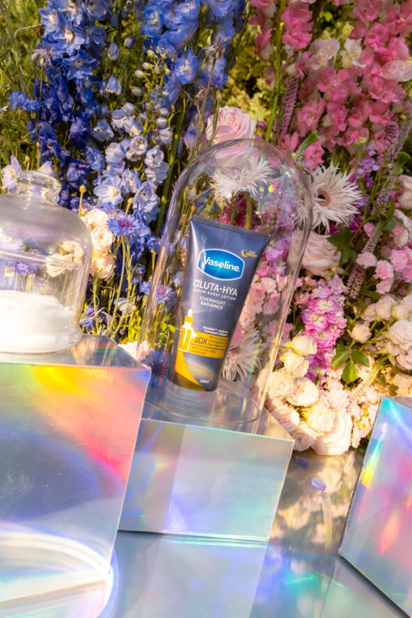 Vaseline GLUTA-HYA OVERNIGHT RADIANCE