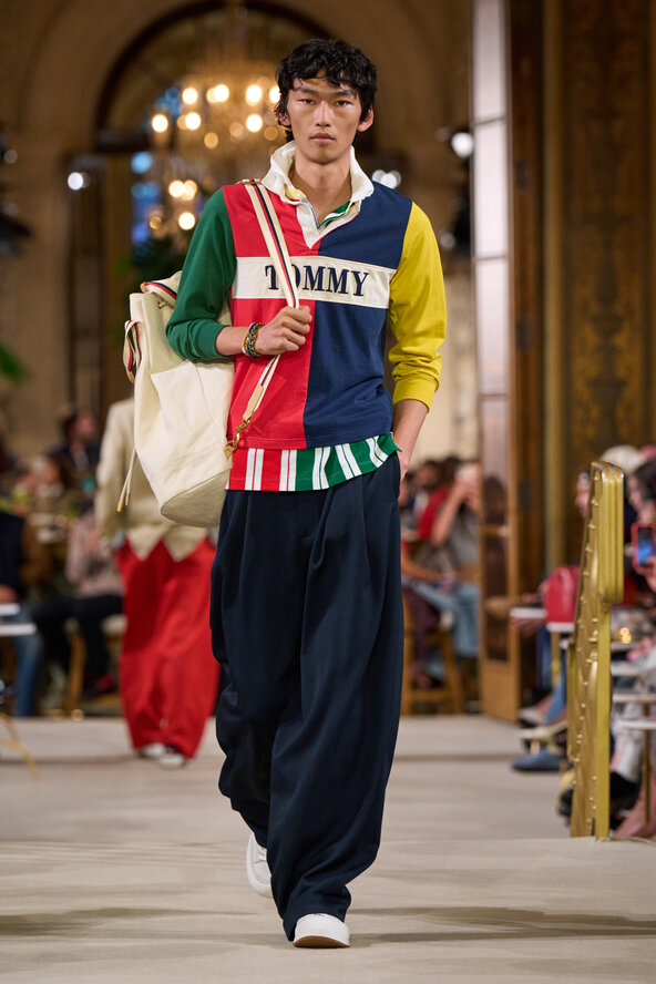 Hilfiger S27 009.jpg