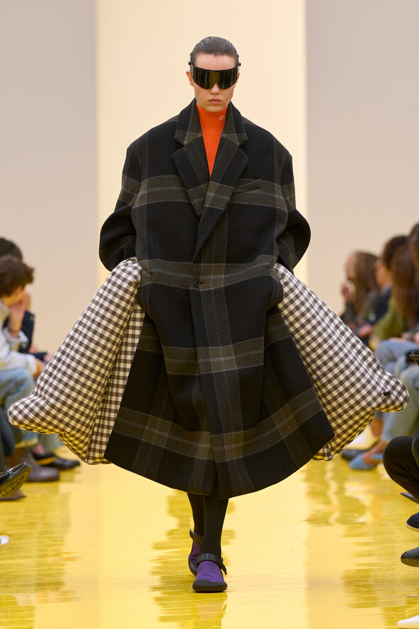 Loewe PO F26 041.jpg