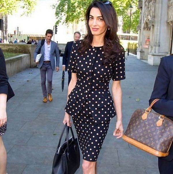 Amal Clooney u najlepšim pantalonama za leto